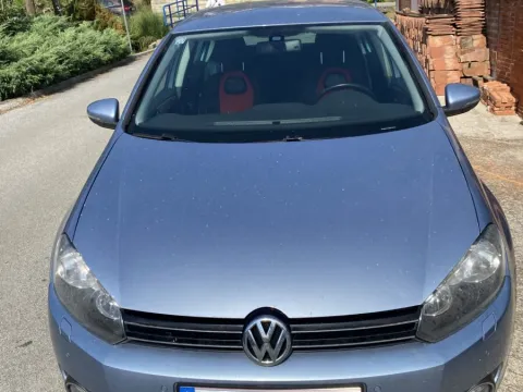 GOLF VI