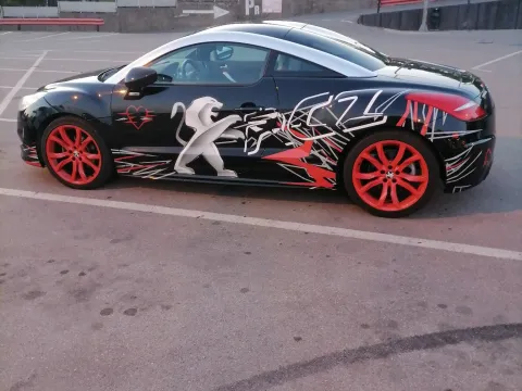 PEUGEOT RCZ