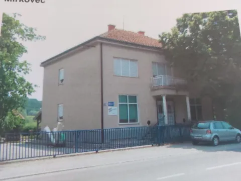 Prodajem poslovno stambeni objekt