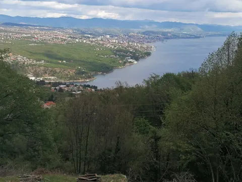 Prodajem zemljište - Opatija-Bregi