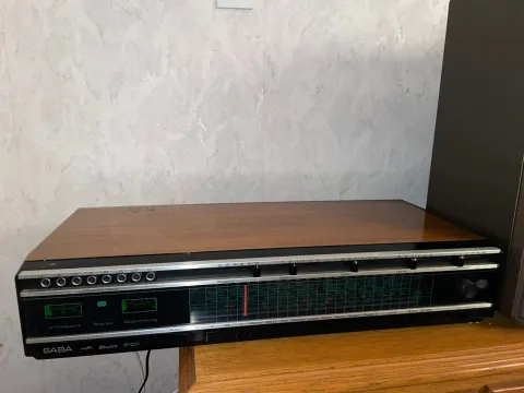 Radio prijemnik "SABA STUDİO 8100"